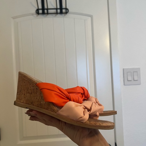 Dolce Vita Wedges - Picture 5 of 6